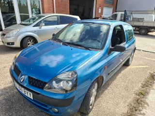 Renault Clio 2002