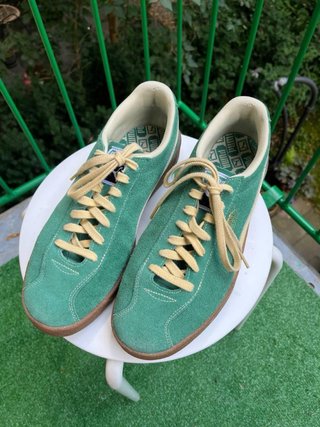 Puma Delphin Talla 44 Verde/Beige