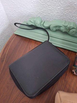 Neceser Mango y 2 Carteras de regalo