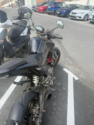 Zontes 125U Negra y Roja