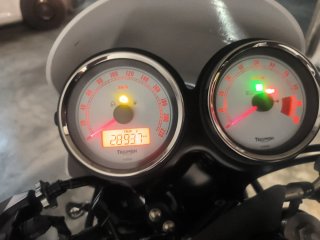 Triumph Thruxton 900 efi  2010 edición especial