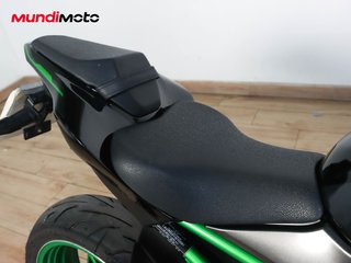 KAWASAKI Z 900