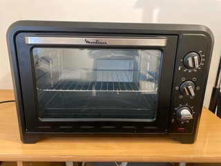 Horno Moulinex 33L Negro