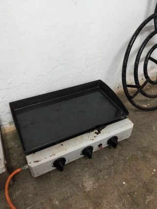 Plancha Gas Butano 3 Fuegos
