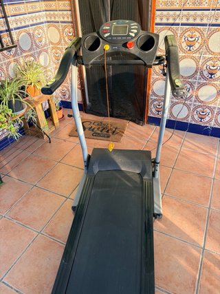 Cinta de correr Gym Master E-4267. Plegable
