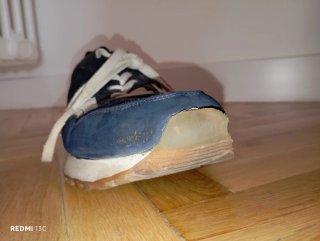 Zapatillas deportivas azul y blanco