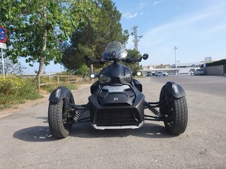 Can-Am Ryker Trike 900 modelo rally