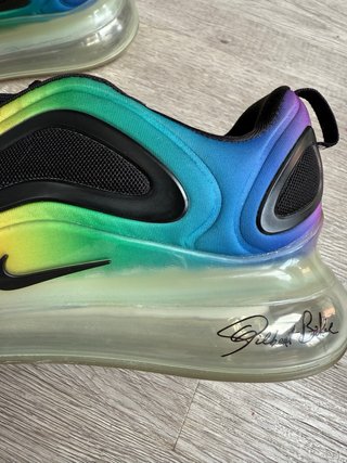 Nike Air Max 720 BETRUE Gilbert Baker Edición