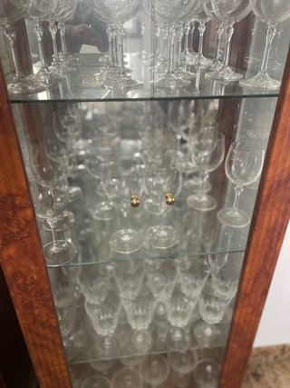Mueble cristalero madera y cristal