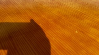 Mesa redonda de madera