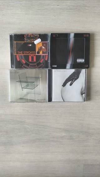 4 CDs The Strokes