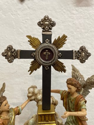 Escultura Cruz y Ángeles LIGNUM CRUCIS