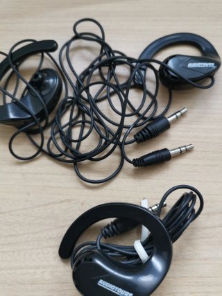 Lotto di auricolari vari