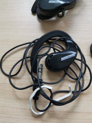 Lotto di auricolari vari