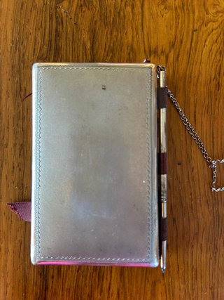 Carnet de baile antiguo con lápiz