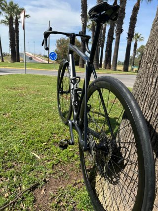 Megamo Raise Carbono - Bicicleta Carretera