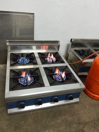 Cocina de gas butano 4 fuegos industrial