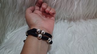Pulsera Ciclón de cuero y bañada en plata