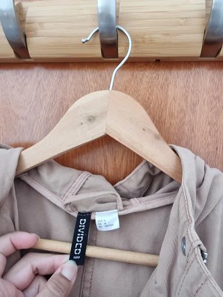 Parka H&M Divided Talla M Algodón