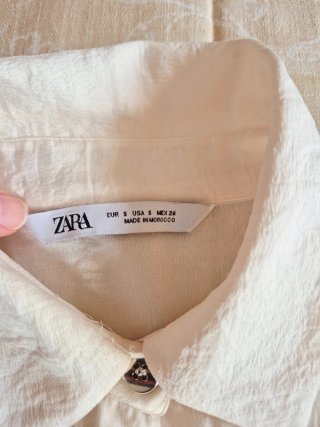 Blusón fluido Botones Dorados ZARA WOMAN Talla S