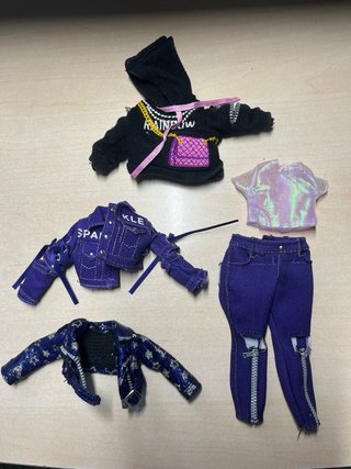 Muñeca Rainbow High Crystal con accesorios