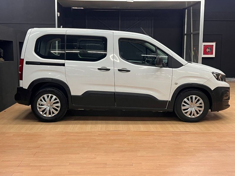 Peugeot Rifter 1.5 BlueHDi Access Standard 2020, foto 11
