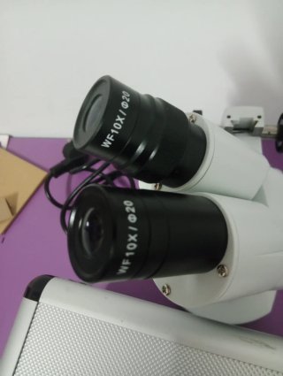 Microscopio Bresser Researcher ICD LED 20x-80x