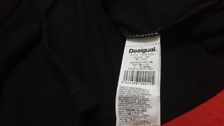 Camiseta Desigual corte precioso, Talla S/M