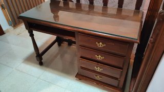 Escritorio madera maciza con cristal