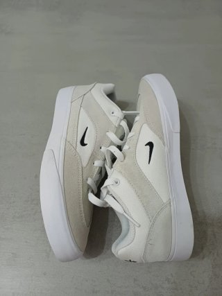 Zapatillas Nike SB Malor Beige/Blanco