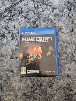 2 juegos, Invizimals La Alianza y Minecraft