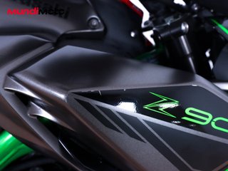 KAWASAKI Z 900