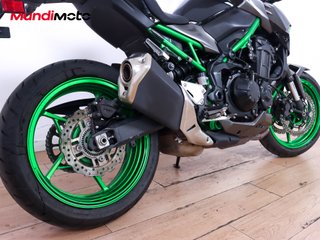 KAWASAKI Z 900