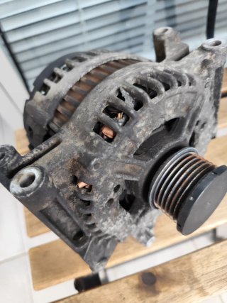 [AVERIADO]Alternador Bosch 0 121 715 029 Mercedes