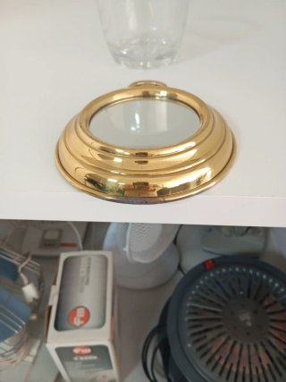 Espejo de mano dorado