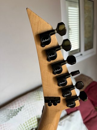 Guitarra Jackson Japonesa + Ampli Marshall