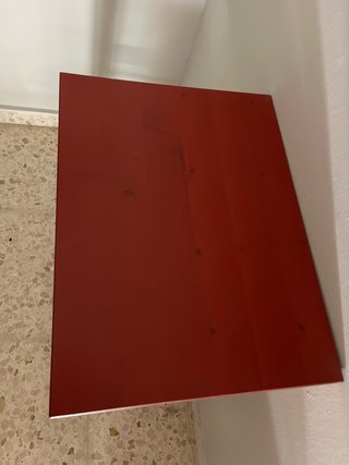 Mesita auxiliar/noche madera roja