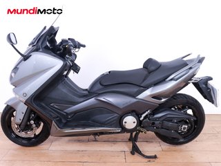 YAMAHA T-MAX 530