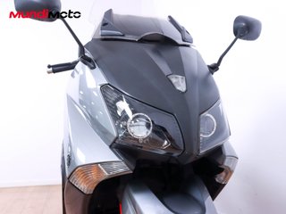 YAMAHA T-MAX 530