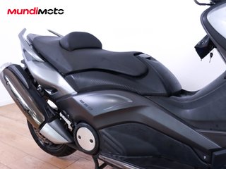 YAMAHA T-MAX 530