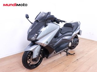 YAMAHA T-MAX 530