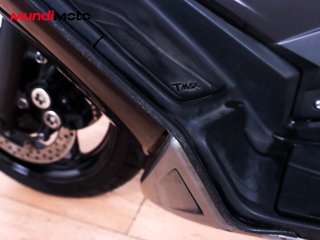 YAMAHA T-MAX 530