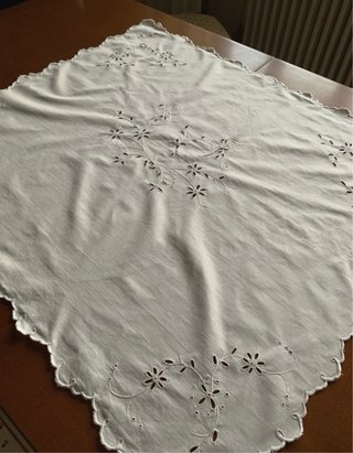 Tovaglia vintage ricamata