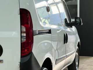 FIAT Doblo Cargo Cargo SX 1.4 Tjet 89 kW 120 CV GNC