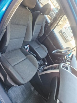 Peugeot 207 2012