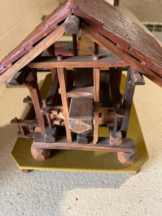 Maqueta de madera hecha a mano