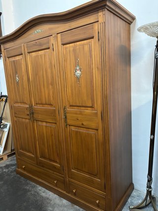 Armario Pino Macizo 3 Puertas y Cajones