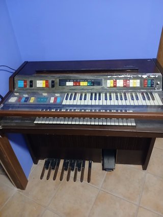 Órgano Piano Vintage