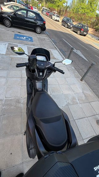 Yamaha NMAX 125cc tech max Negra