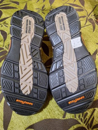 Skechers Talla 43 Marrón/Gris